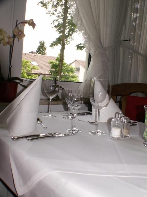Hotel Pension Villa Holstein Bad Salzuflen Exterior foto